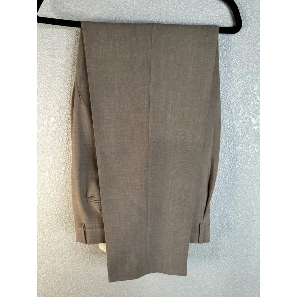 Hugo Boss Men's Tan 3-Button Ticket Pocket Blazer Sport Coat with Trousers40R